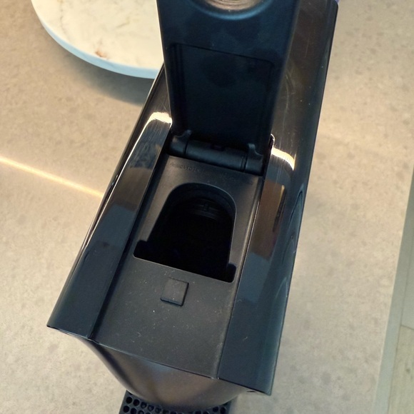 Nespresso x Breville - Essenza Mini Black Espresso Coffee Machine - Picture 10 of 11